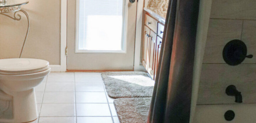 Oshkosh–Candlish Harbor–Furnished Waterfront