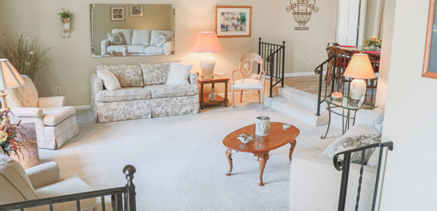 Oshkosh–Candlish Harbor–Furnished Waterfront