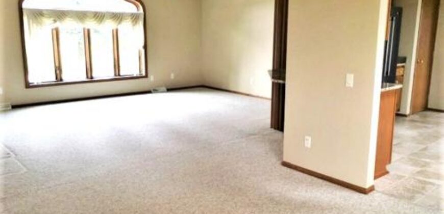 Beaver Dam-Country Ranch Home