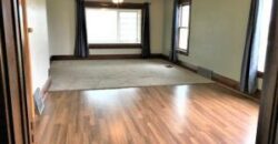 Beaver Dam-Huge Country Home
