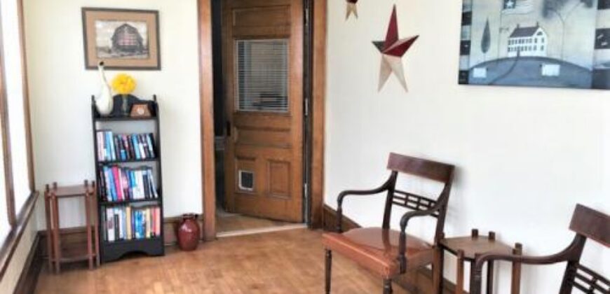 Oshkosh—Johnny’s Quarters—Furnished Lower