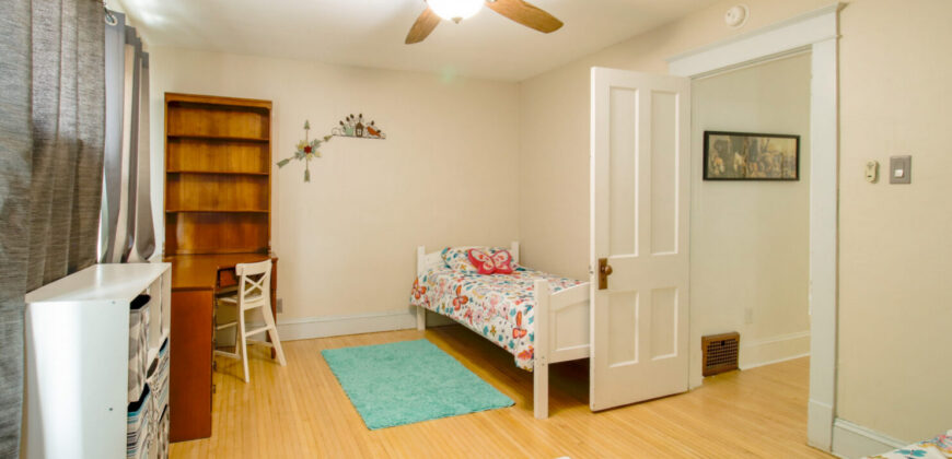 Oshkosh – Oregon Street – 3 Bedroom – Furnished
