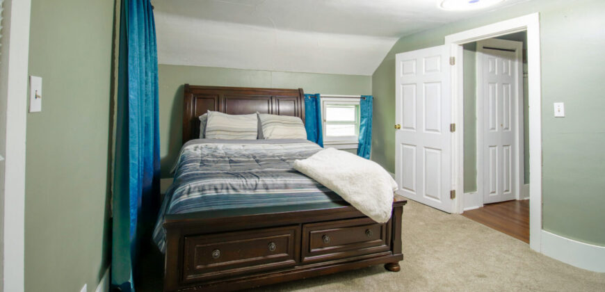 Neenah – One Bedroom Upper