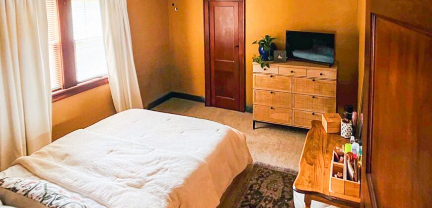 Milwaukee – 73rd Street – 1 Bedroom Furnished or Unfurnished Upper