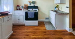 Milwaukee – 73rd Street – 1 Bedroom Furnished or Unfurnished Upper