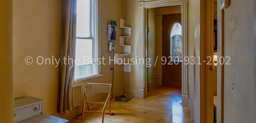 Oshkosh-Franklin-3 Bedroom House