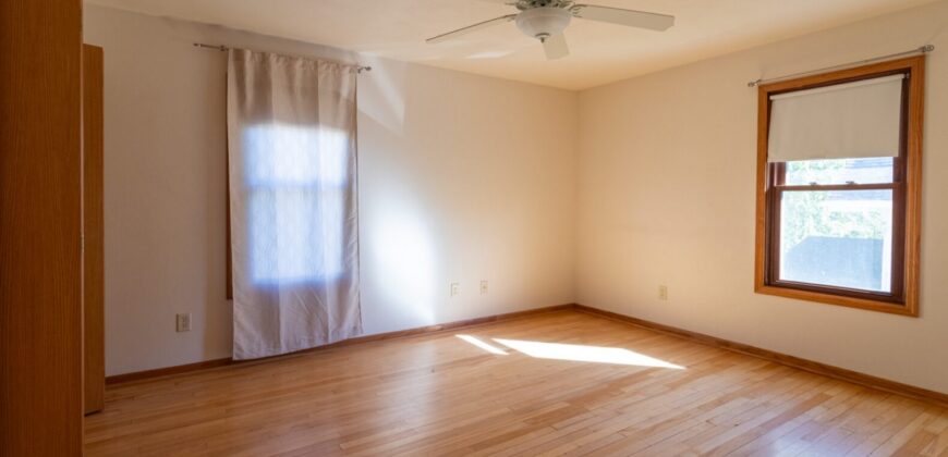 Randolph – North High Street – 4 Bedroom 2 Bath House