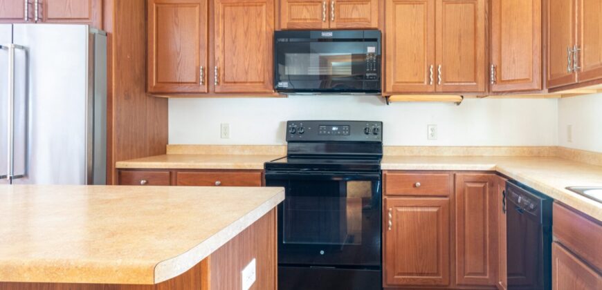 Randolph – North High Street – 4 Bedroom 2 Bath House
