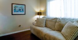 Oshkosh – Villa Park – 3 Bedroom Furnished House